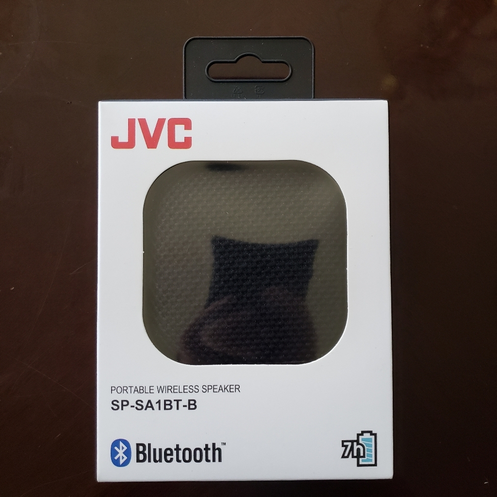 JVC Portable Wireless Bluetooth Speaker SP-SA1BT-B Black 7hr Playtime NEW